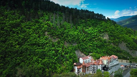 Crowne Plaza Borjomi